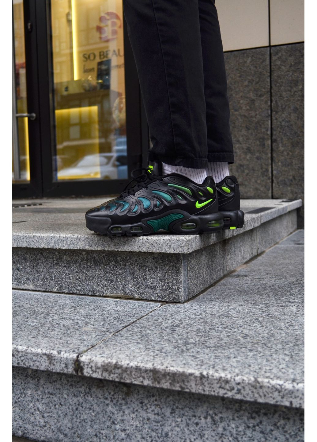 Сірі Осінні кросівки чоловічі nike air max drift green найк аір макс тн плюс No Brand