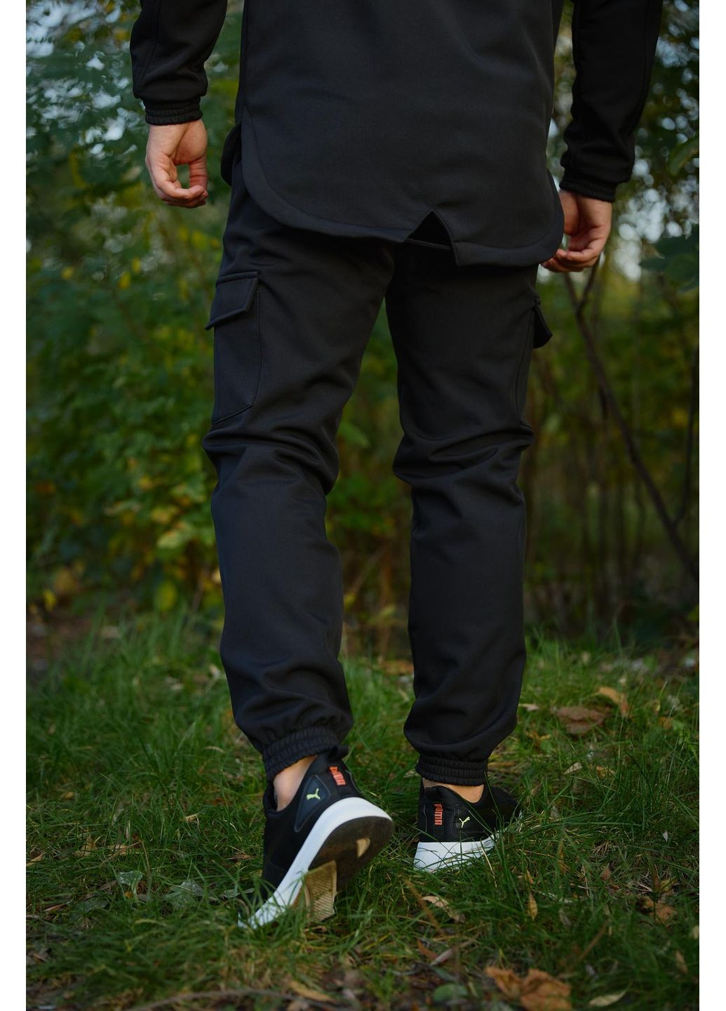 Мужской утепленный костюм из Softshell - защита от ветра и влаги, комфорт в холодную и морозную погоду черный Intruder soft shell (349238468)