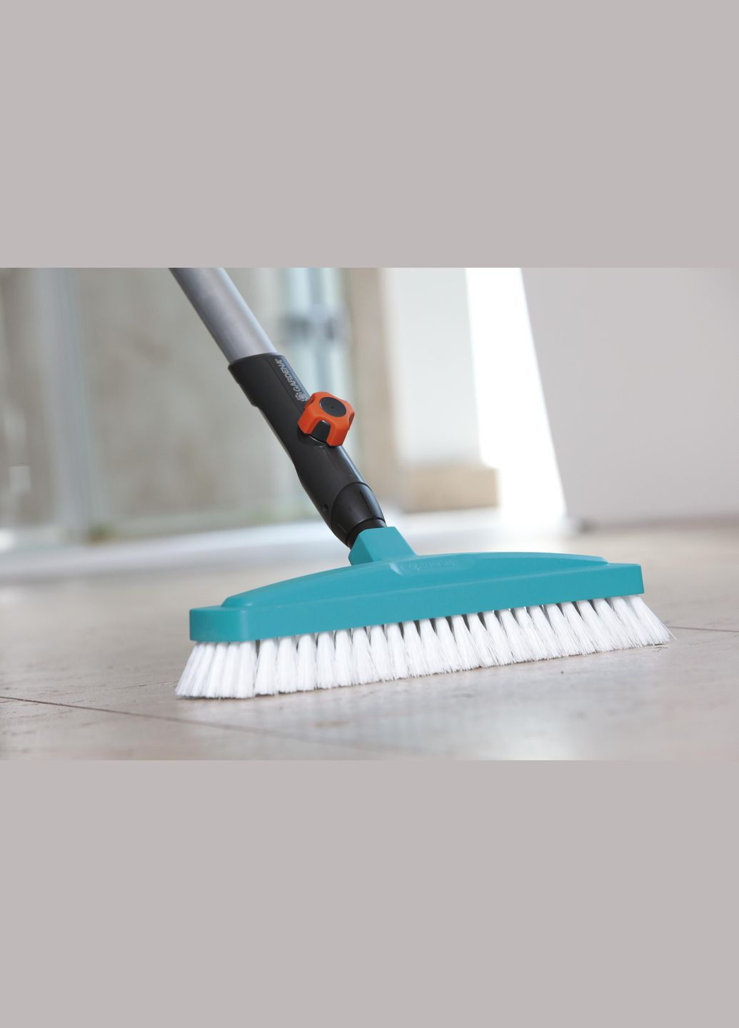 Щітка для прибирання у дворі та будинку Combisystem 30 см (03639-20) Gardena (304770574)