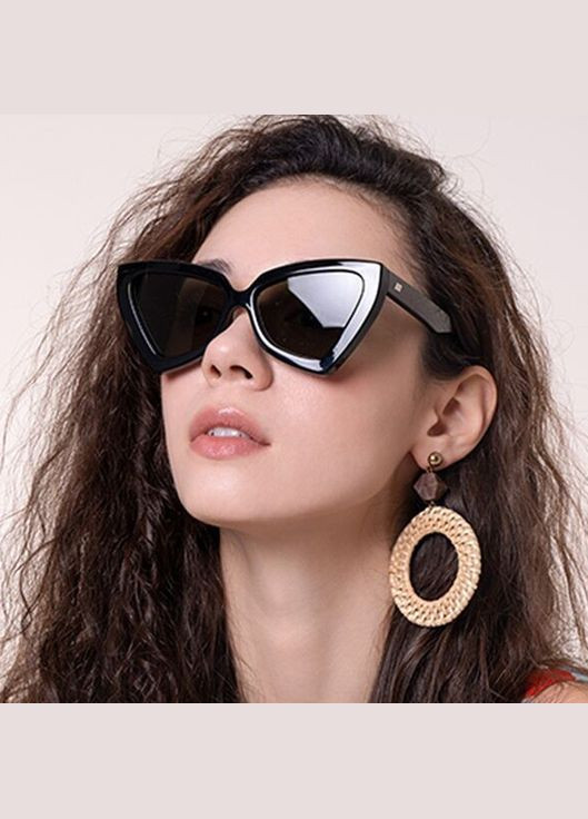Трендовые солнцезащитные очки черный (4-92) No Brand (313286315)