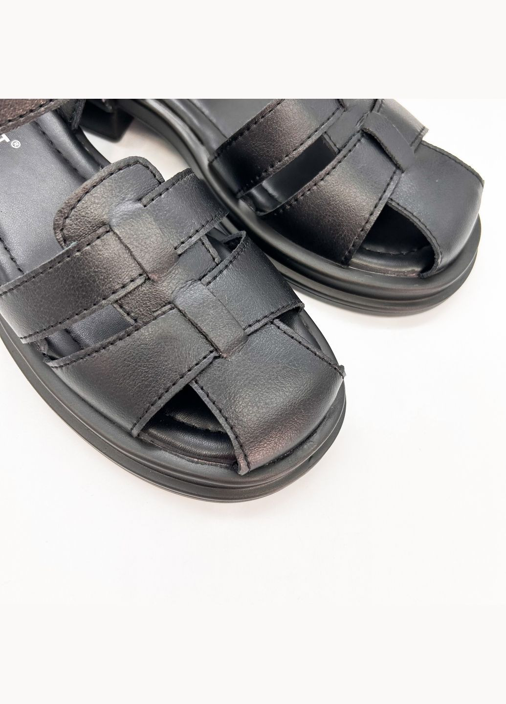 Черные босоножки (р) кожа 0-1-1-bf-20-831 Lifexpert с ремешком