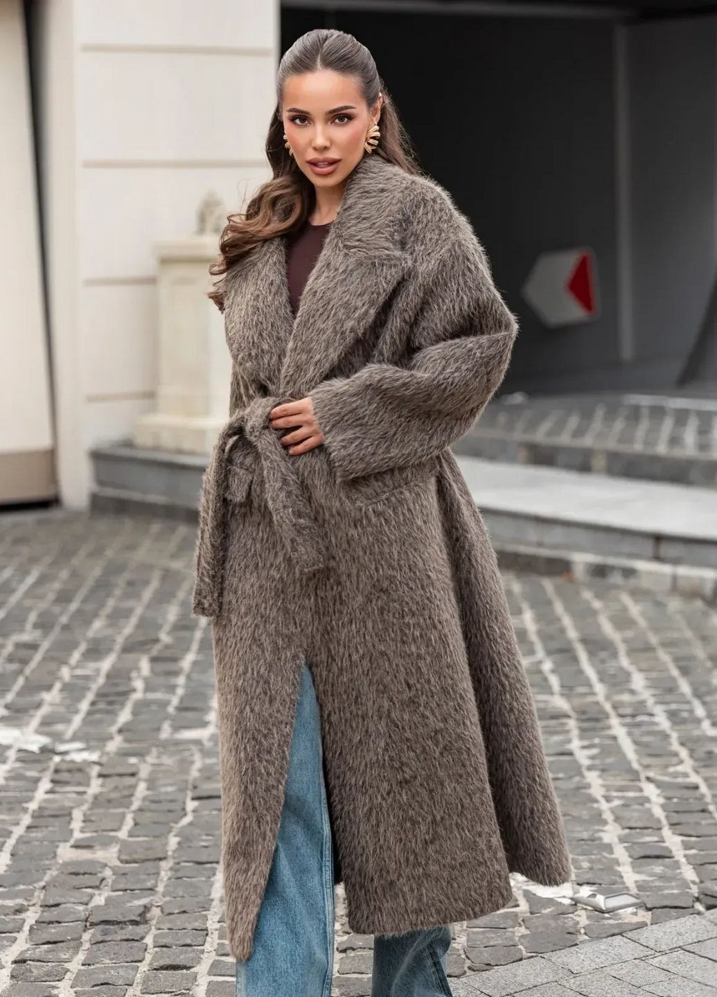 Темно-бежевое зимнее Пальто оверсайз Hot Fashion