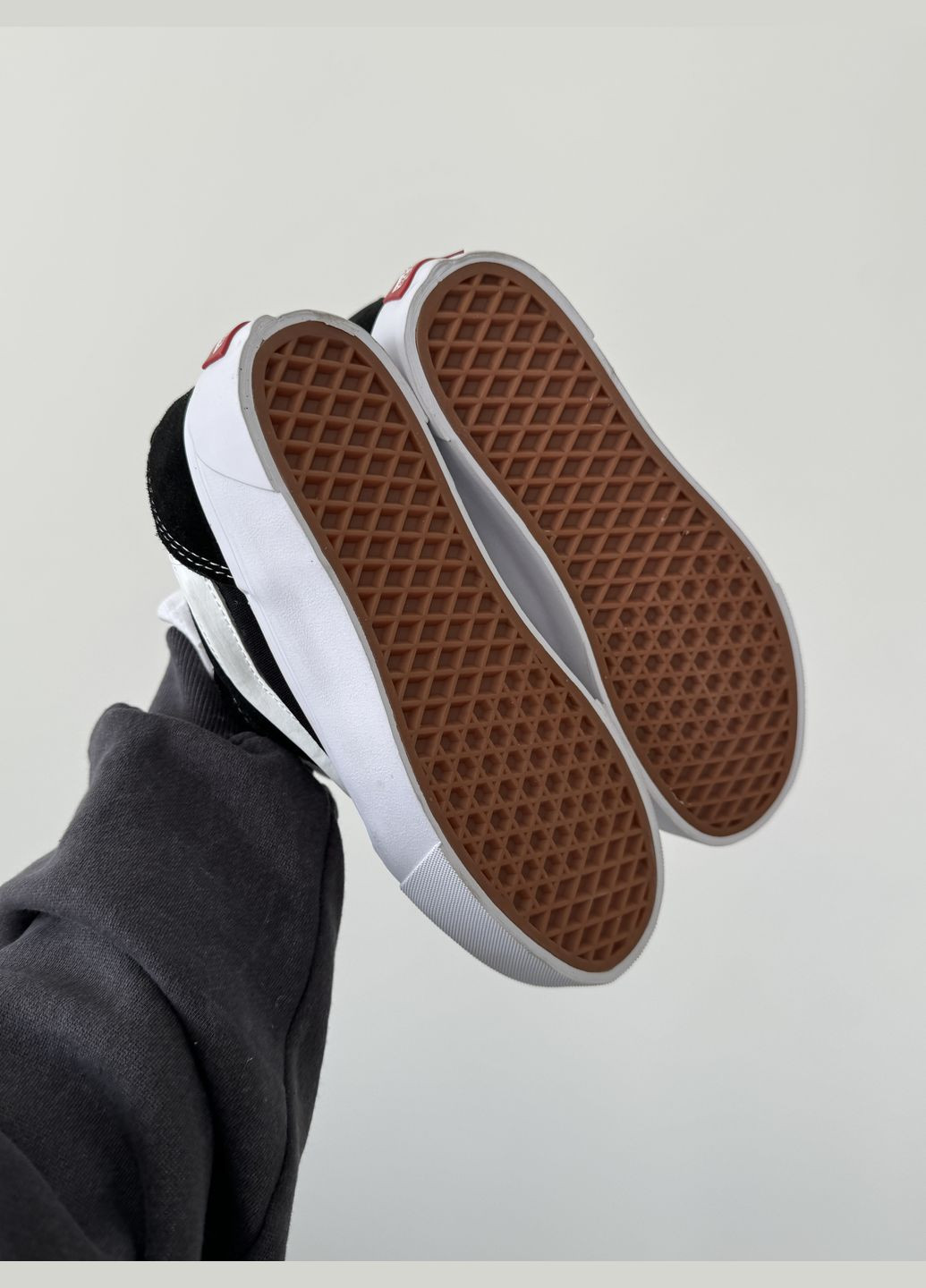 Кросівки жіночі Vans Knu Skool Platform black white | Адідас Кампус чорні білі No Brand чорні демісезони (316504452)