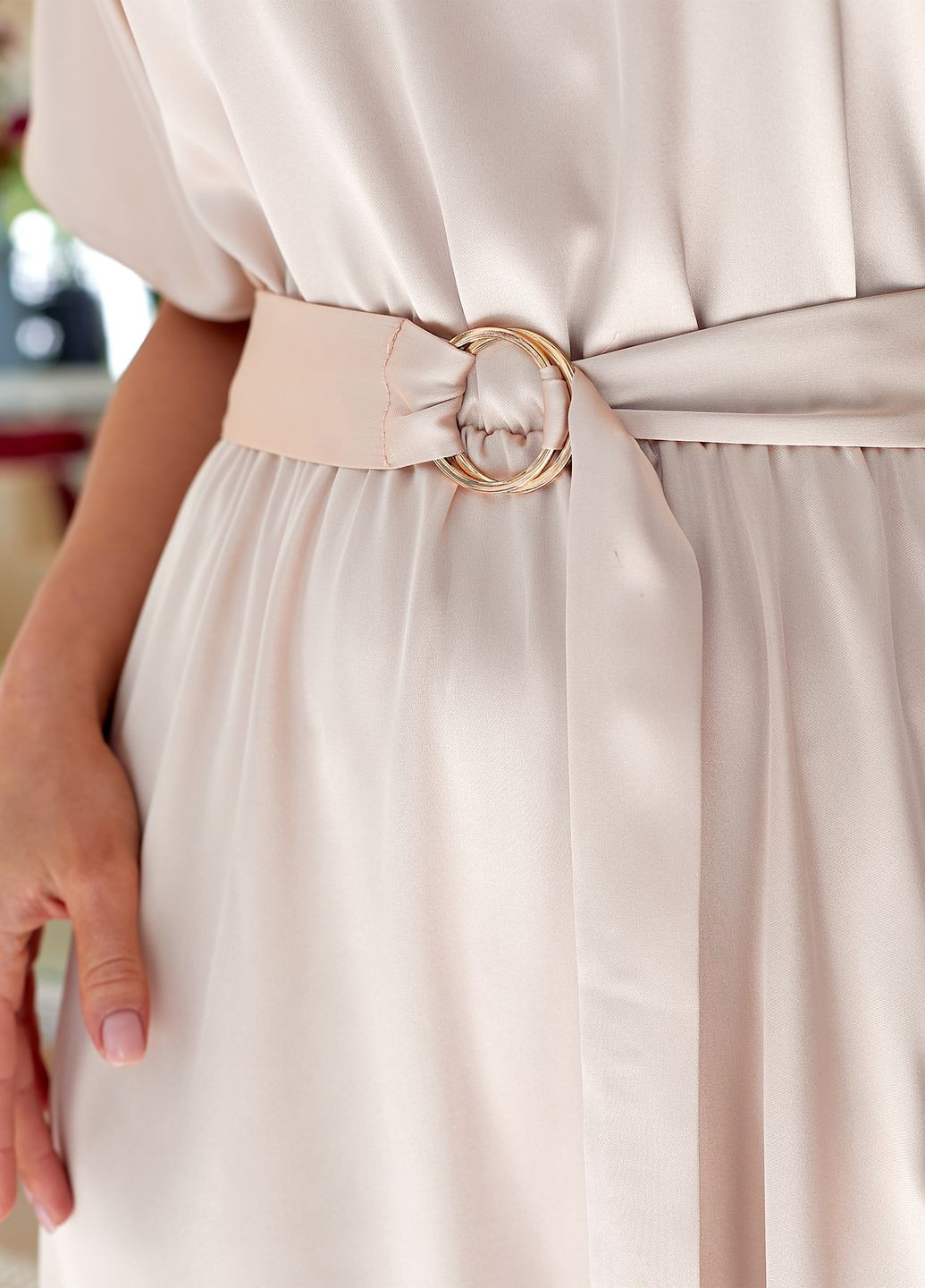 Кремовое праздничный, коктейльное, вечернее вечернее платье макси с открытой спиной из шелка колокол, с открытой спиной No Brand однотонное