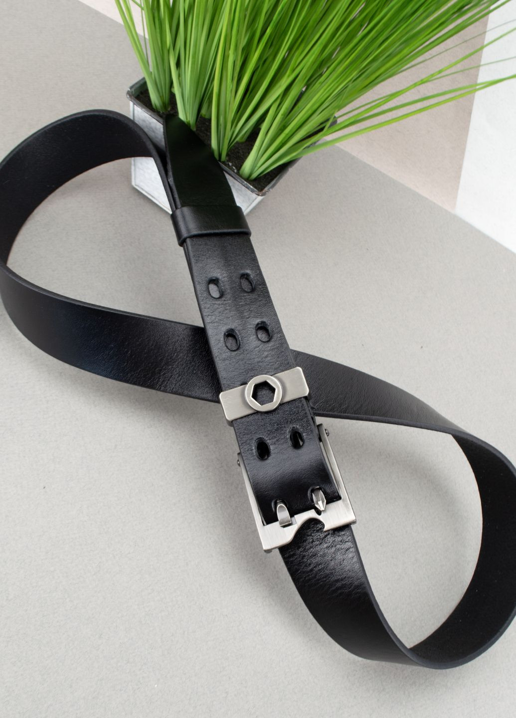 Ремень мужской кожаный черный -4068 (125 см) мультитул JK (306554331)