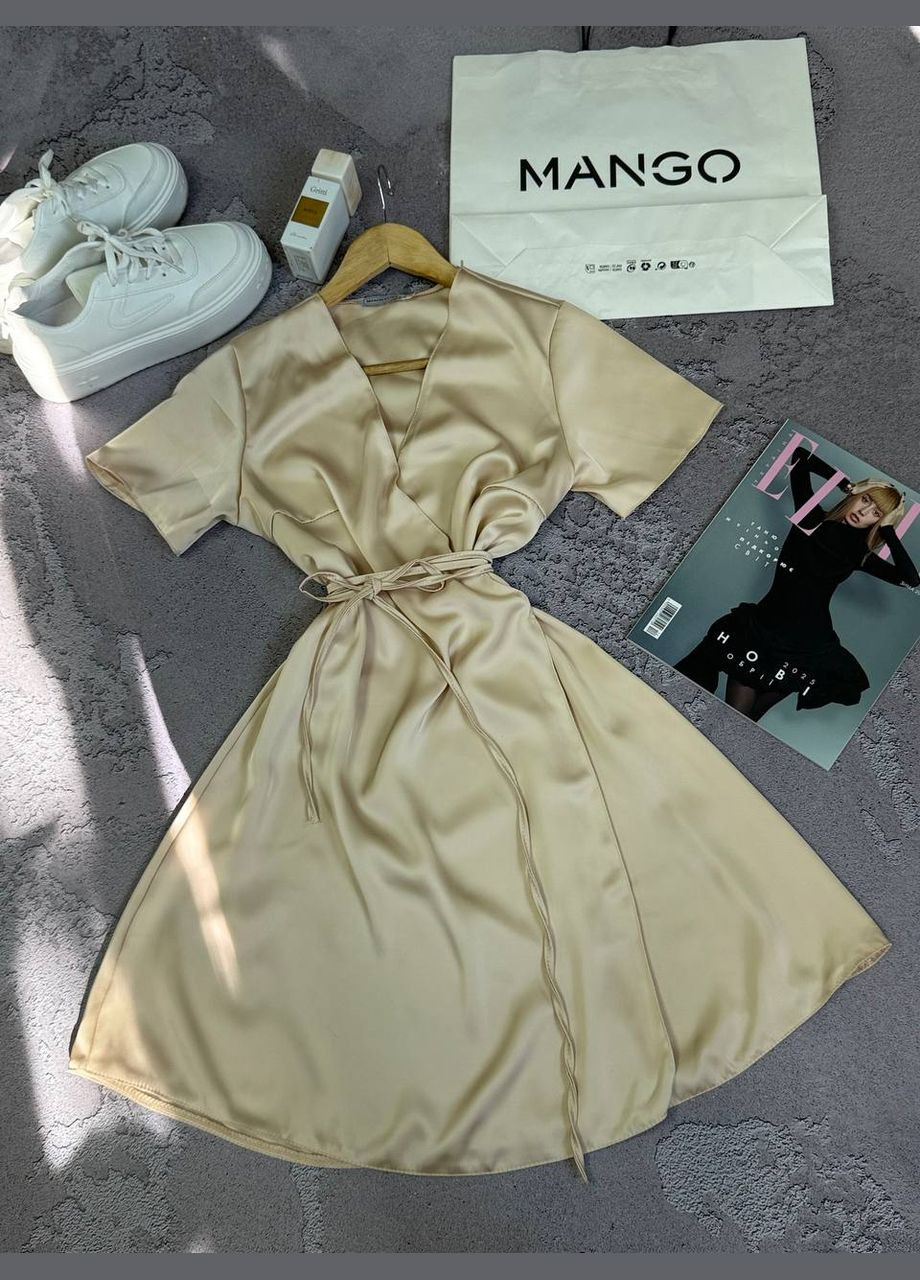 Золотистий повсякденний, пляжна, вечірня, кежуал жіноча сукня на запах з дабл шовку Vakko однотонна