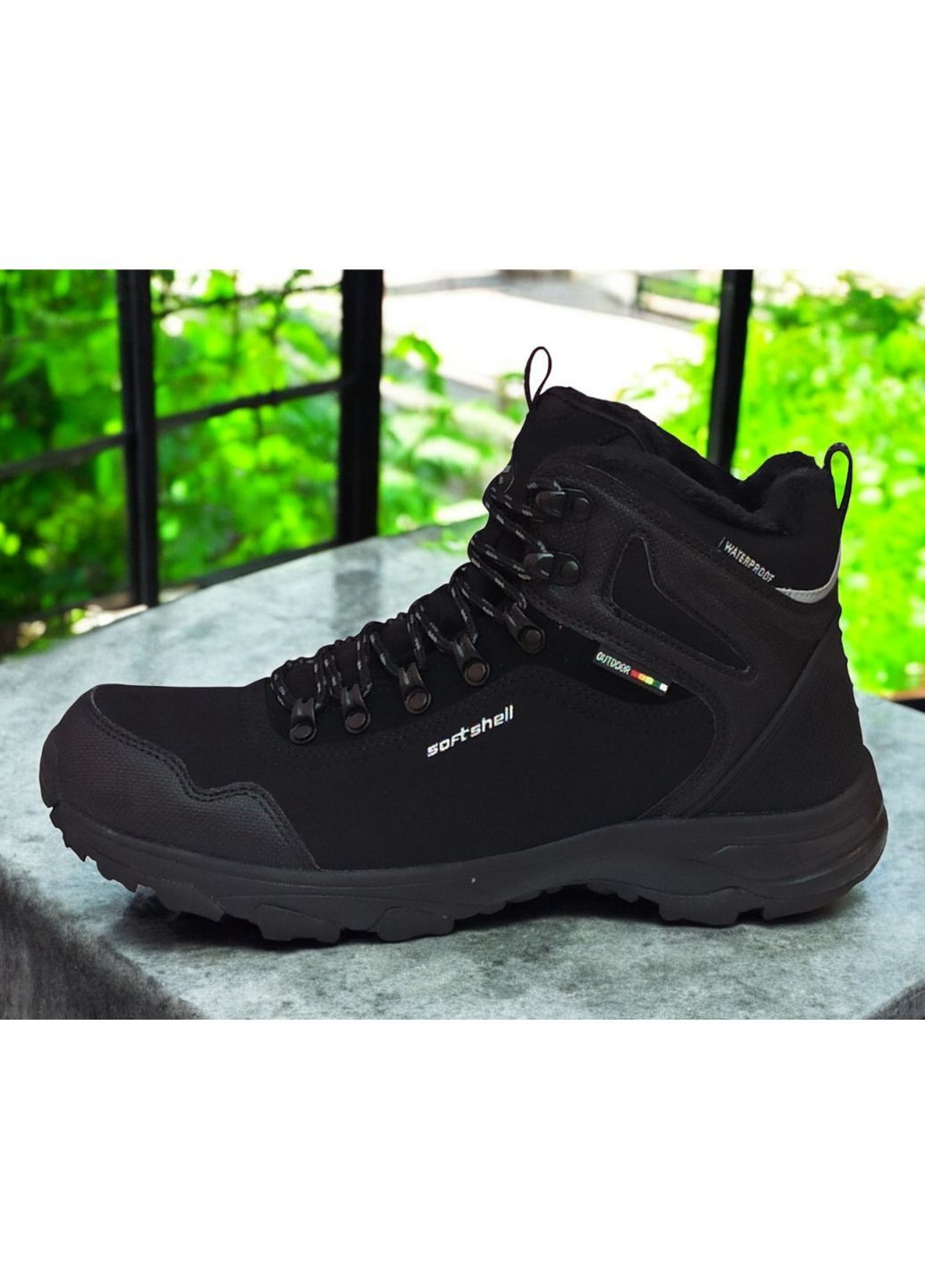 Черные зимние термоботинки softshell арт. черные American Club