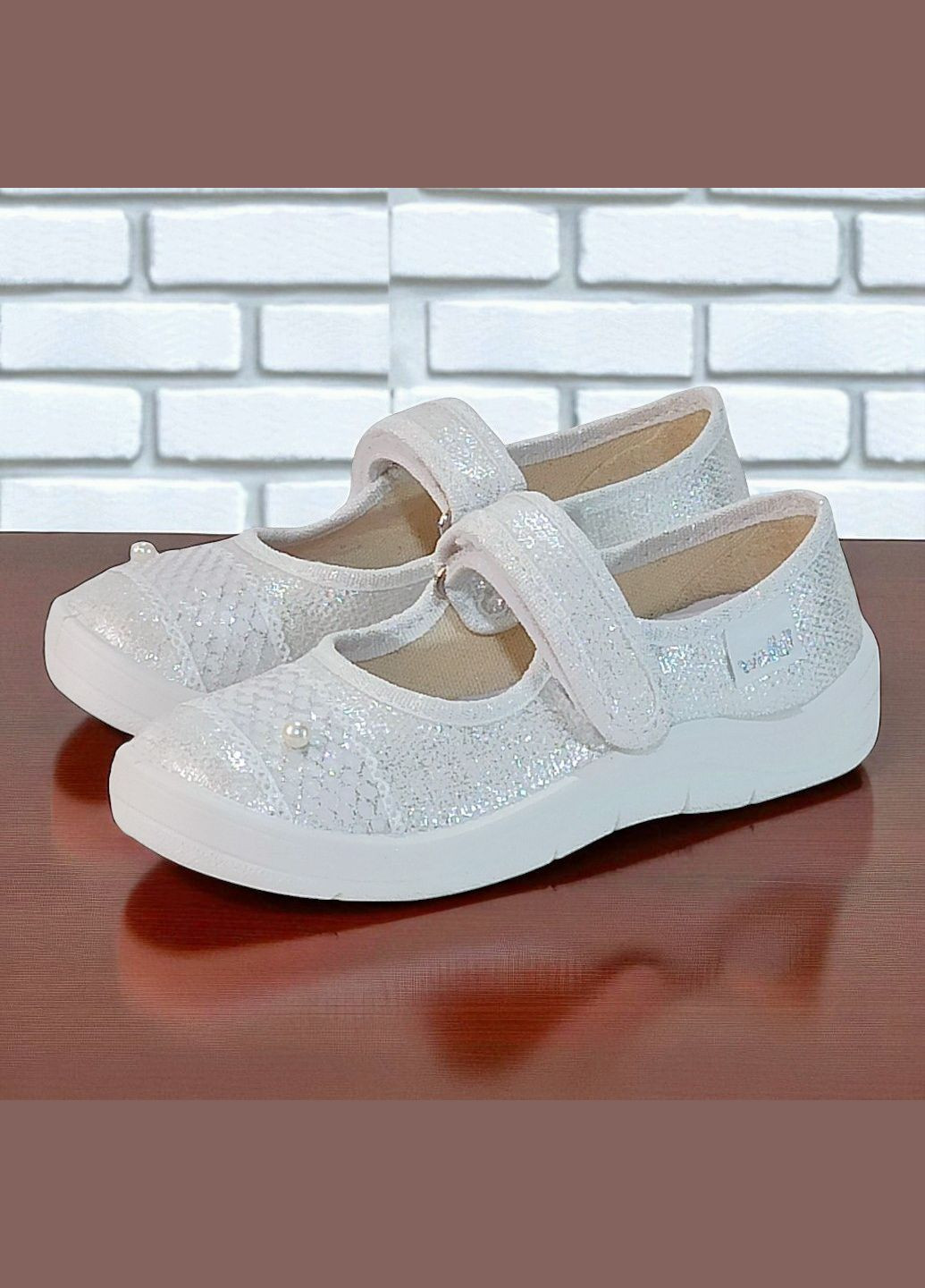 Белые ортопедические тапочки для девочки сменка в садик сменная обувь алина бант белые Waldi с жемчугом