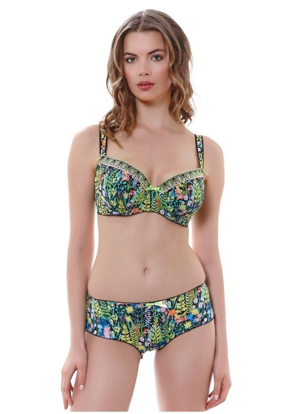 1966 STRAWBERRY FIELDS Труси Freya (366817317)