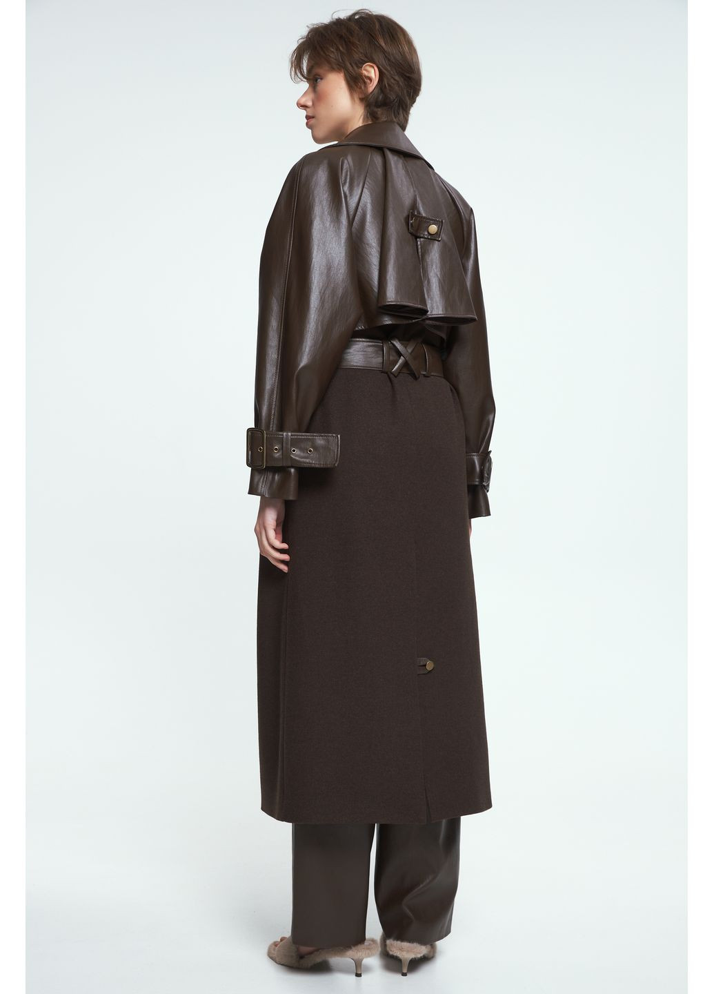 Коричневе демісезонне Жіноче пальто Йораль 140961 Stimma