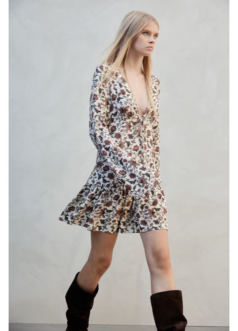 Комбінована коротка сукня з м'якої віскозної тканини з глибоким v-подібним вирізом -xxs H&M з квітковим принтом