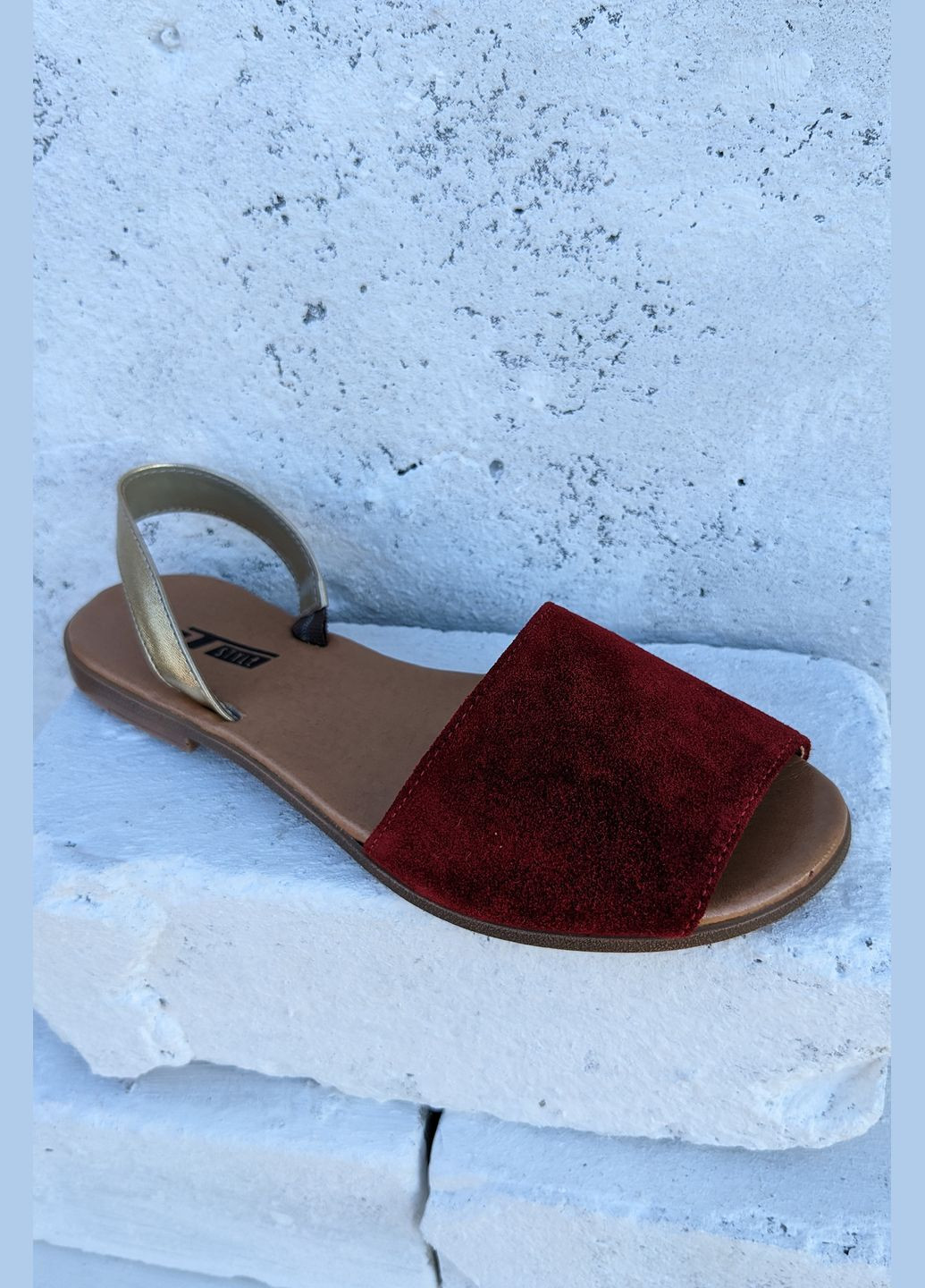 Красные летние яркие босоножки из натуральной замши InFashion без застежки