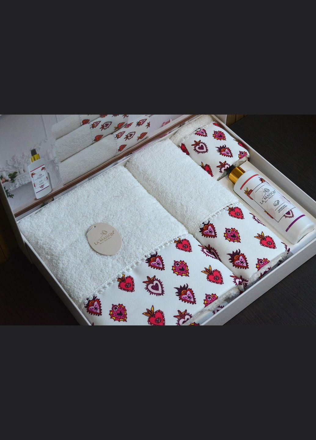 Подарунковий набір рушників La, 3 шт. з ароматом Beth Maison білий