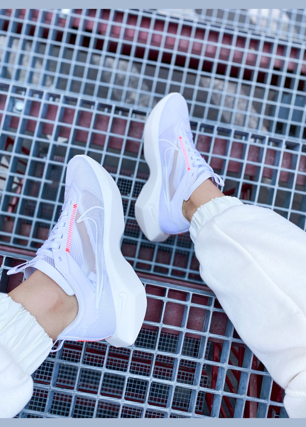 Кросівки жіночі Nike Vista Lite White Red | Найк Віста Лайт білі No Brand білі демісезони (338552355)