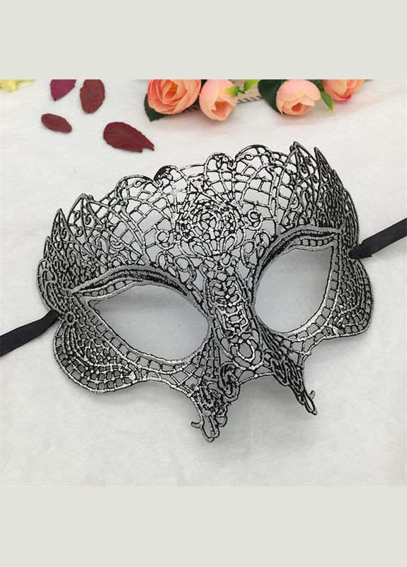 Маска маскарадная на завязках one size серебристый No Brand (362267839)