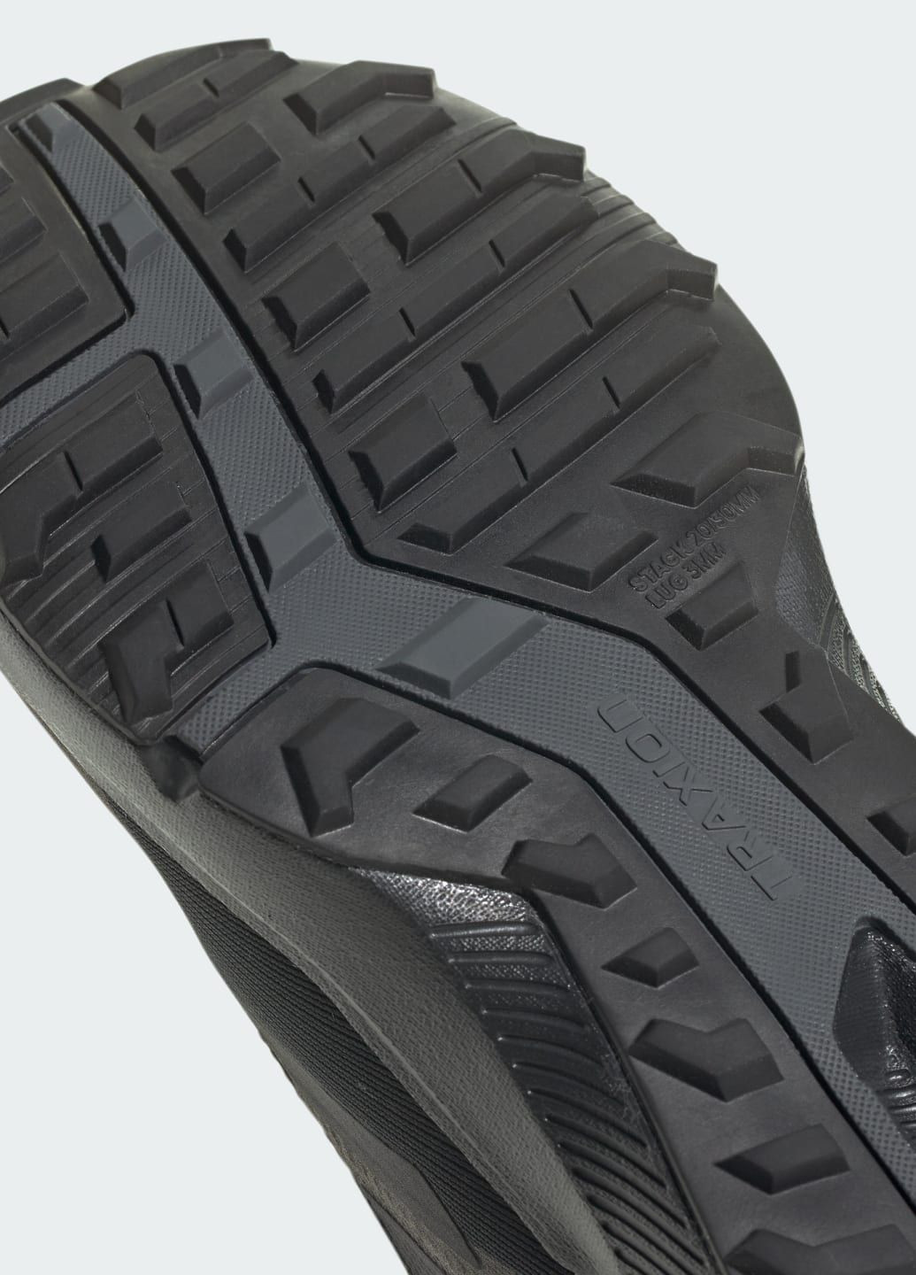 Черные всесезонные кроссовки и кеды terrex soulstride r.rdy adidas
