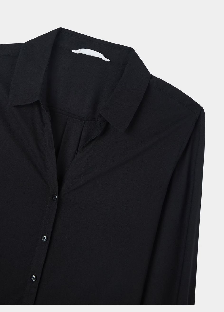 Черная кэжуал рубашка однотонная Terranova