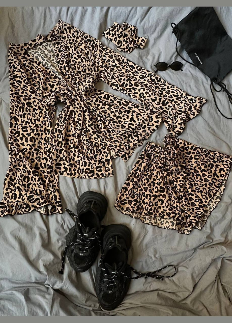 Жіночий костюм в леопардовому принті кімоно + пояс + шорти MonCher (332615207)
