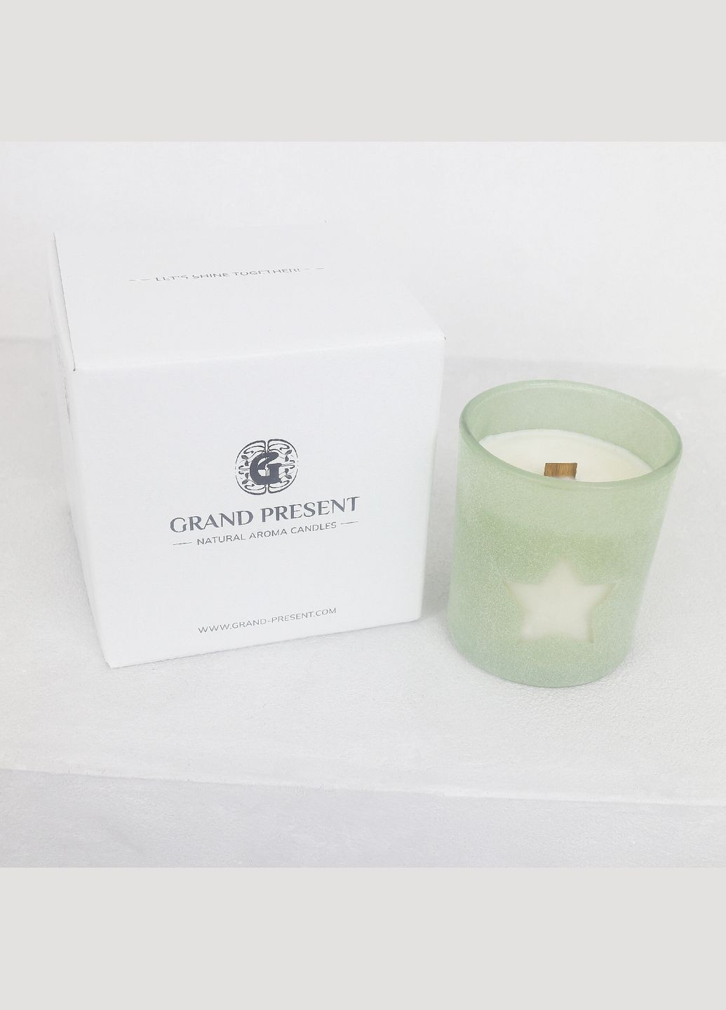 Аромасвічка з соєвого воску зелена ЛЕЙЛА - ТЮТЮН БЕРЛІ та ВАНІЛЬ з дерев'яним гнотом 170g 35h (NAC 1115) Гранд Презент (302666409)