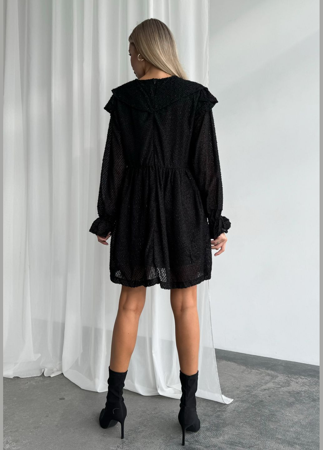 Черное платье из пухнастой ткани черное 111361 черный No Brand