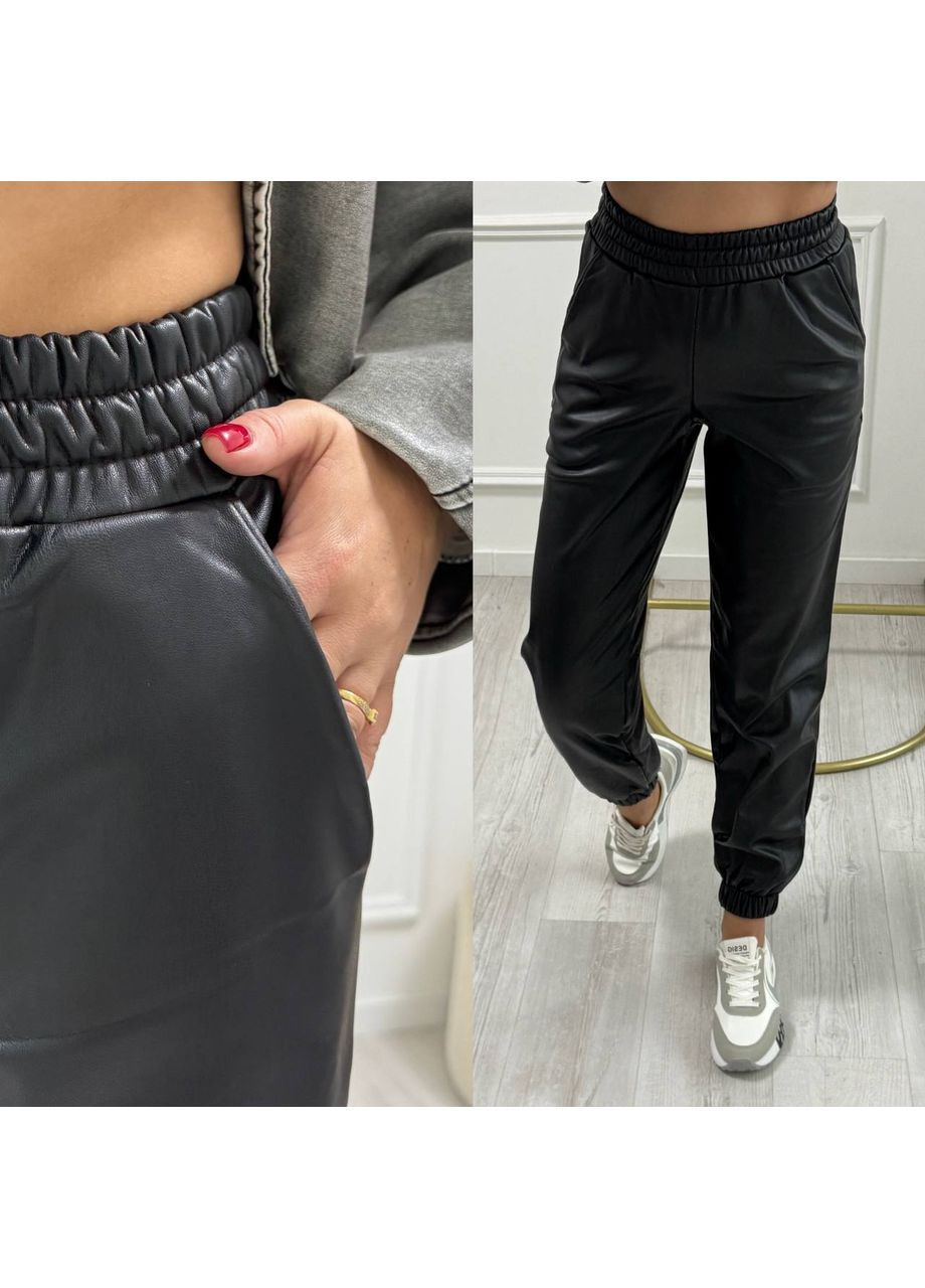 Джогери жіночі еко шкіра на флісі No Brand (370078803)