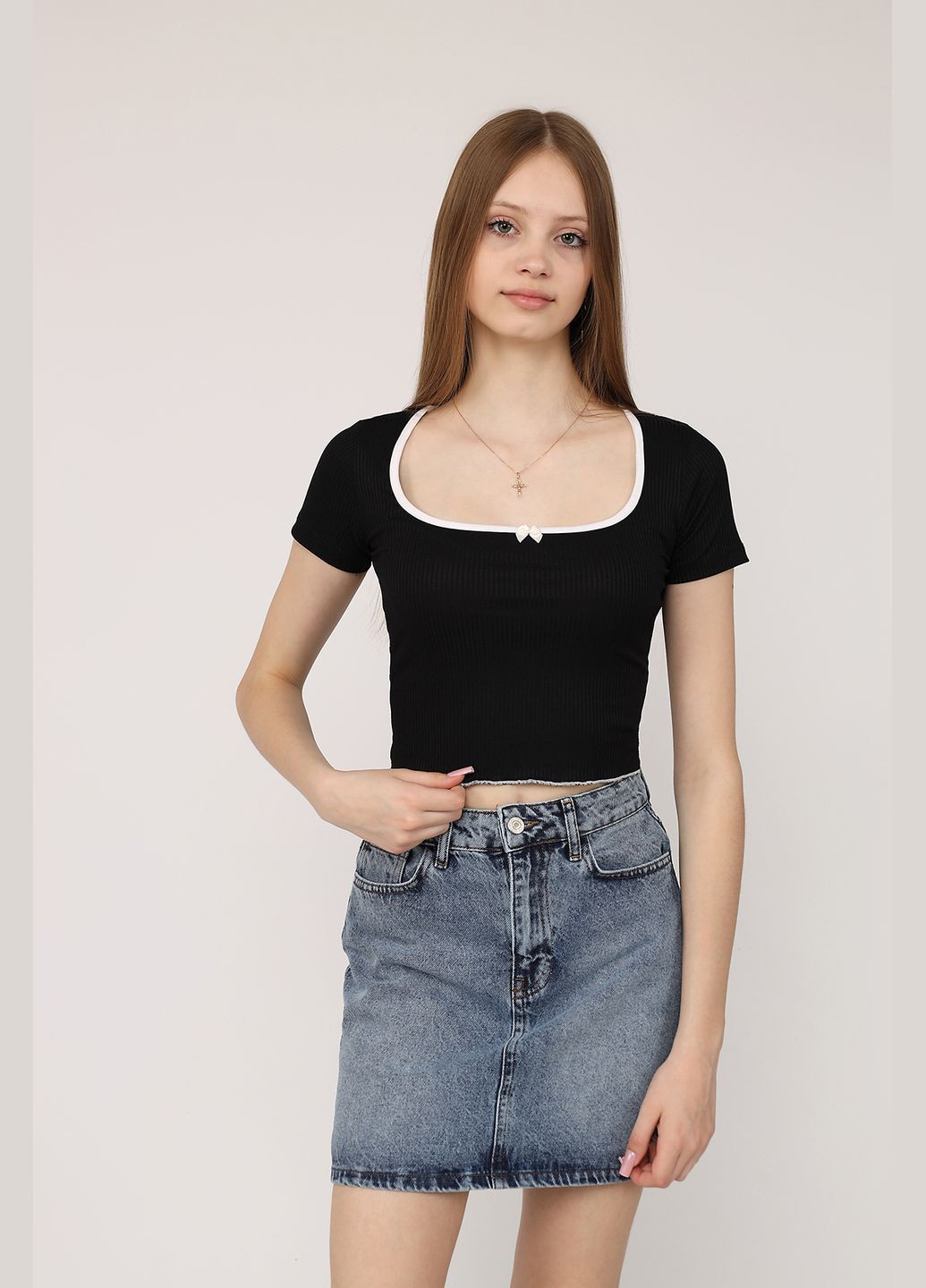 Футболка з коротким рукавом жіноча колір чорний CB-00275594 Divon - (330357934)
