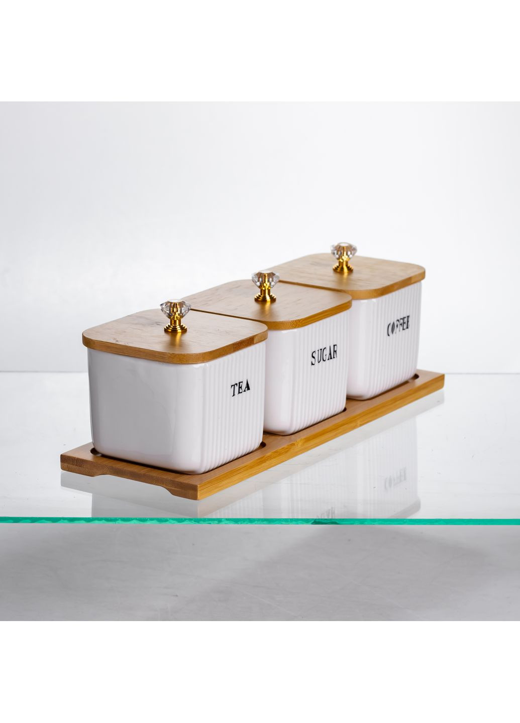 Набір банок для зберігання 3 штуки по 350 мл з кришками на бамбуковій підставці Yiwu (366092026)