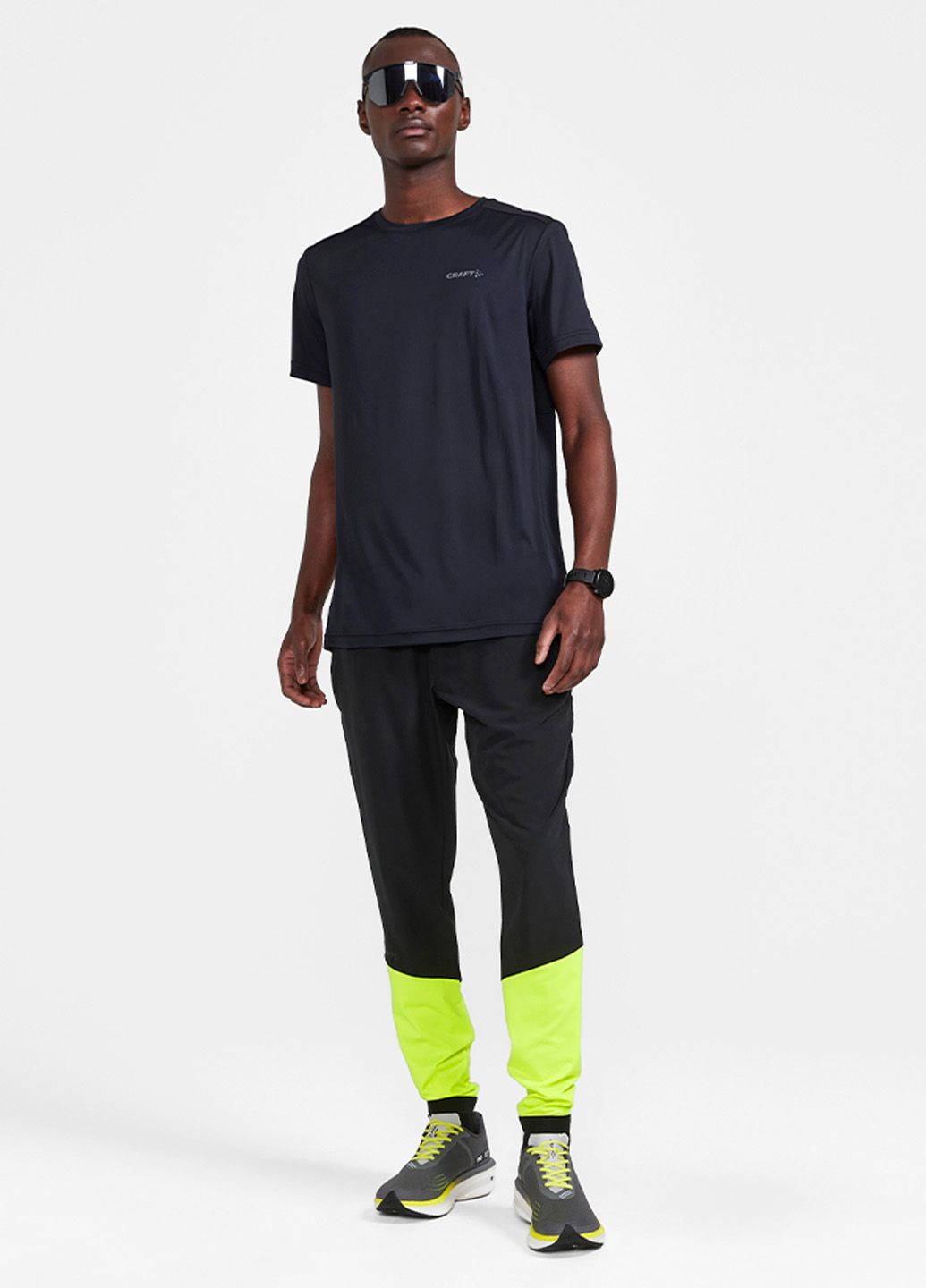 Чорна спортивна футболка чоловіча для бігу Craft Core Essence Tee
