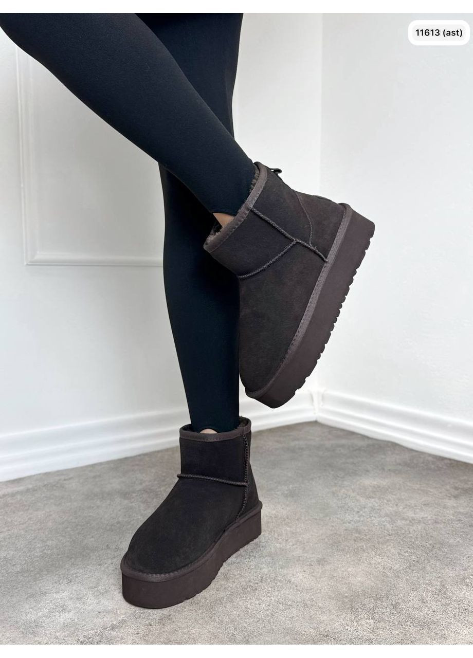 Женские натуральные угги короткие цвет шоколад No Brand (369960131)