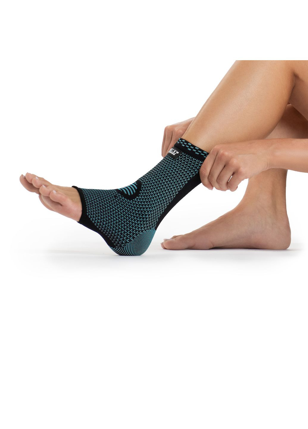 Фиксатор (бандаж) для голеностопа 1 шт Size L (P-5907739318046) 4FIZJO (311505582)