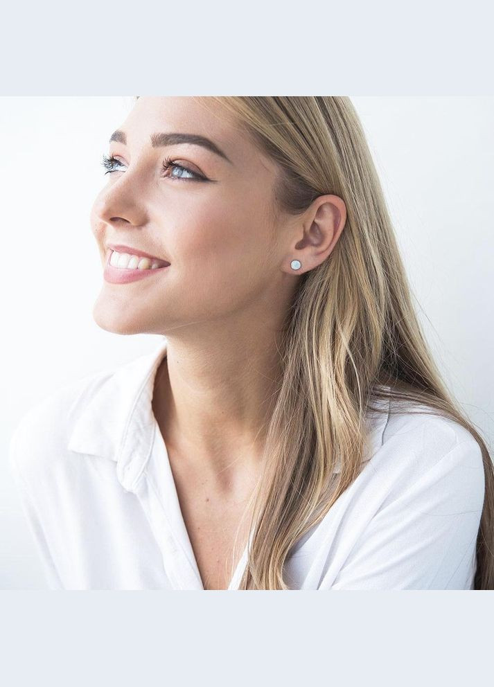 Золоті сережки-пусети Сяйво (синт. опал) 6 мм с05474 Oniks (264644427)