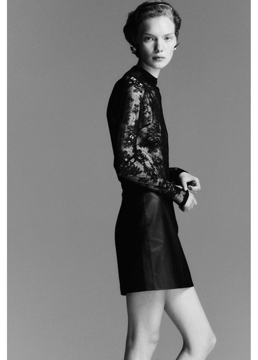 Черная повседневная женская мини юбка из эко-кожи н&м (58758) xs черная H&M