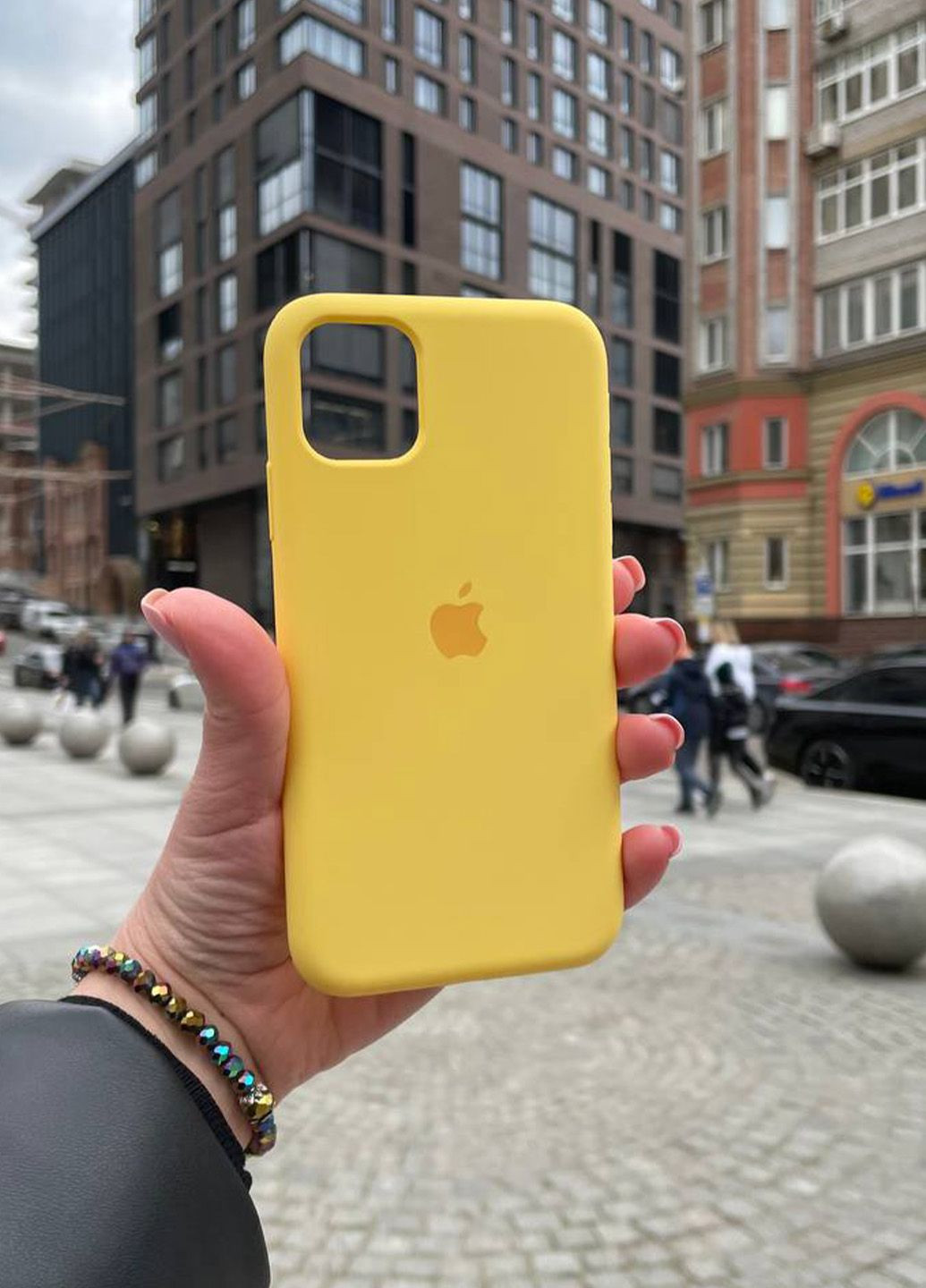Чехол для iPhone 11 желтый Yellow Silicone Case силикон кейс No Brand (289754112)