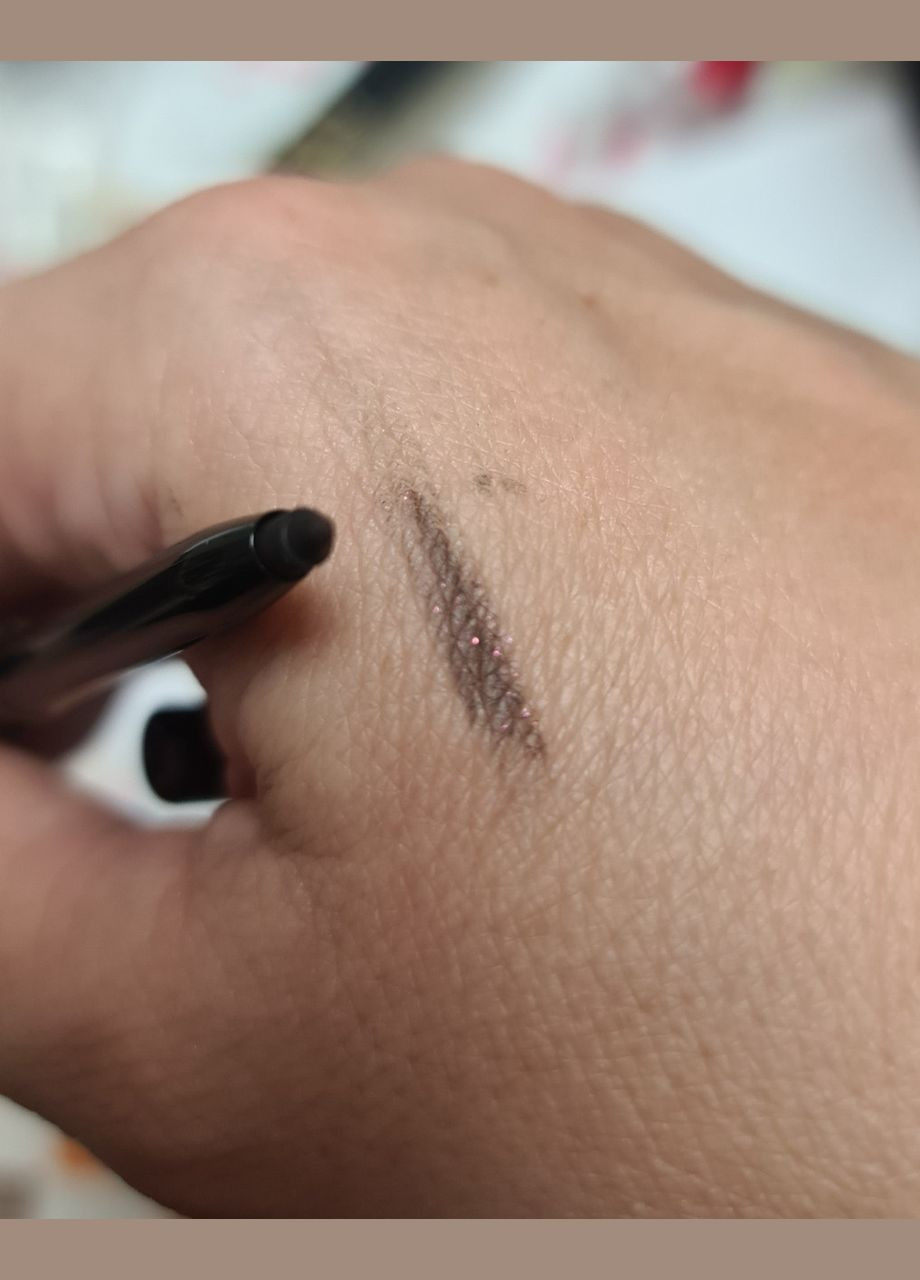 Мерехтливий олівець для очей GLIMMERSTICK, 0,35g Black Bioux / Чорна безодня Avon (316450523)