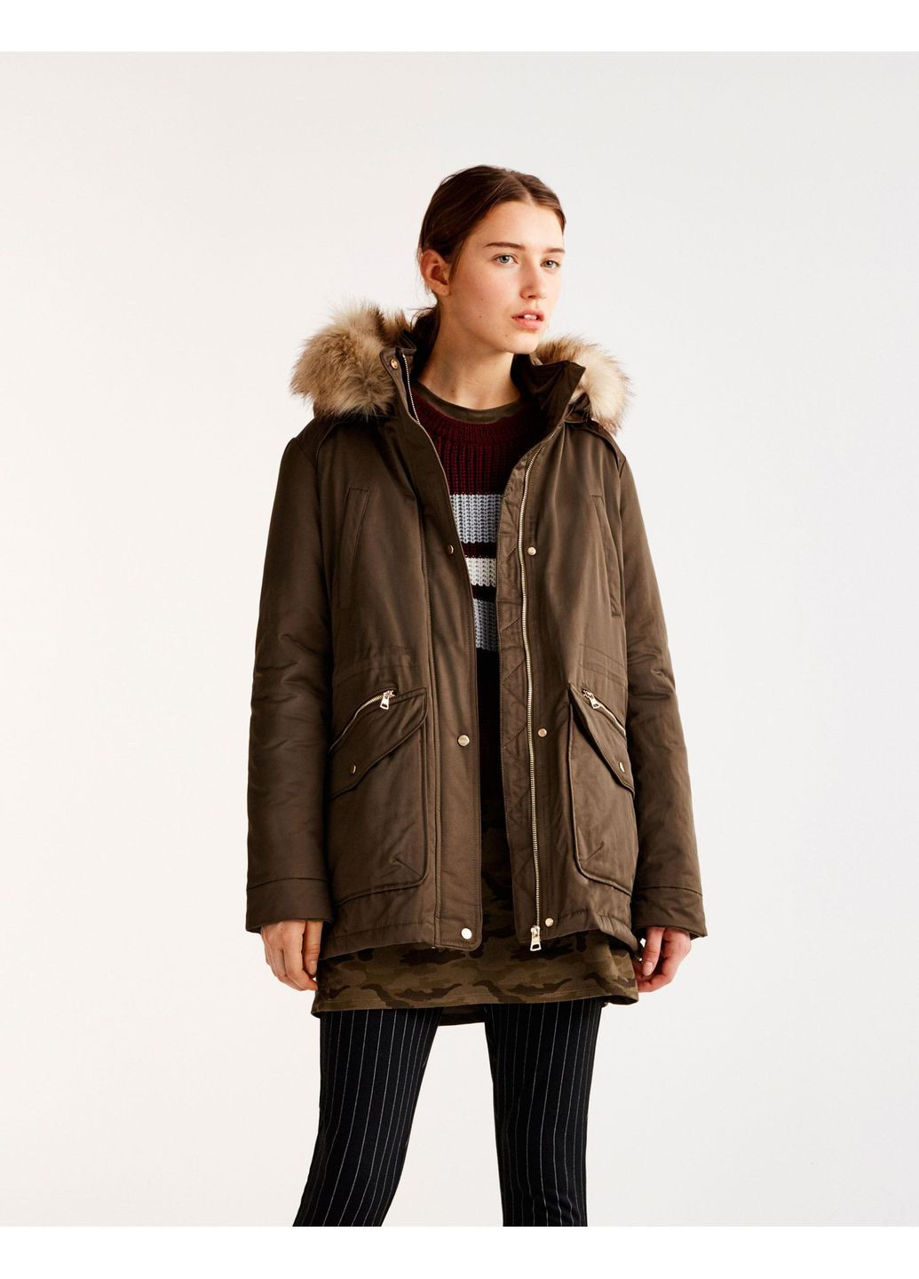 Парка зимняя,болотный, Pull & Bear (368995029)