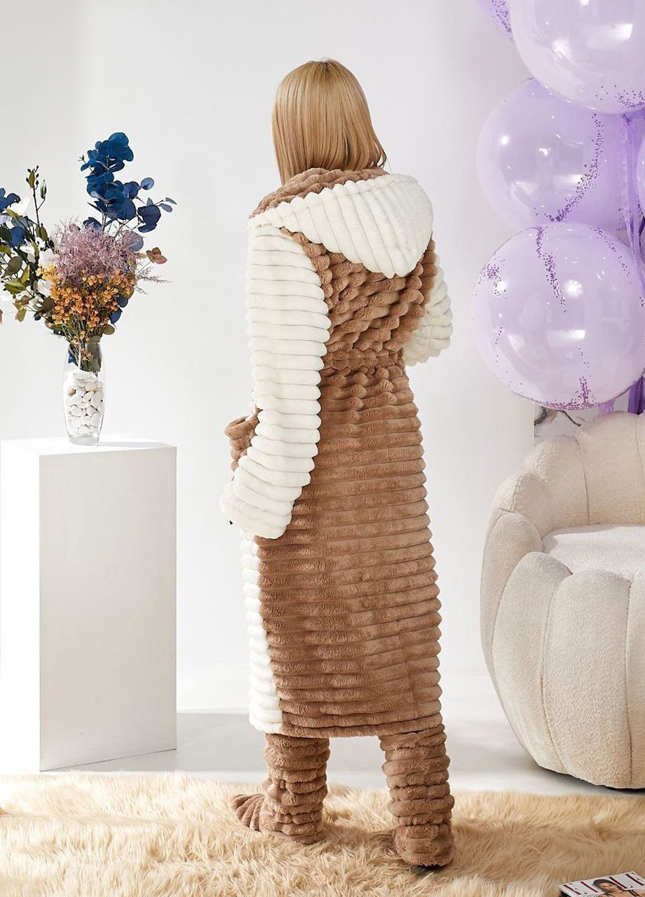 Теплий жіночий халат міді з капюшоном та чобітками Modena (370784215)