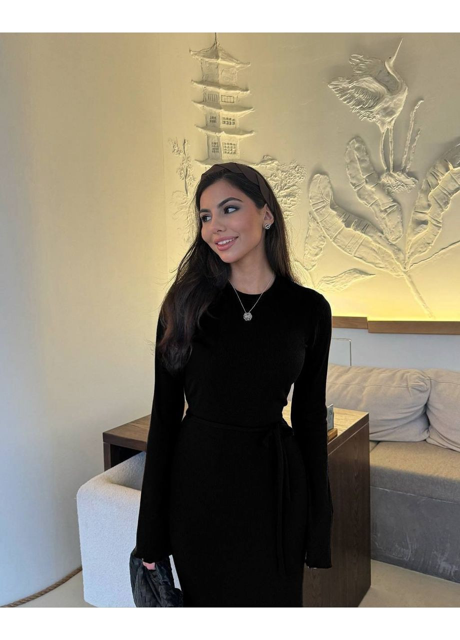 Черное вечернее, кэжуал женское приталенное платье с длинным рукавом Україна однотонное