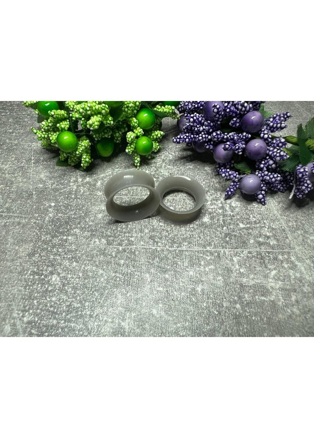 На 22 мм силиконовые туннели в разных цветах серый No Brand (372599707)