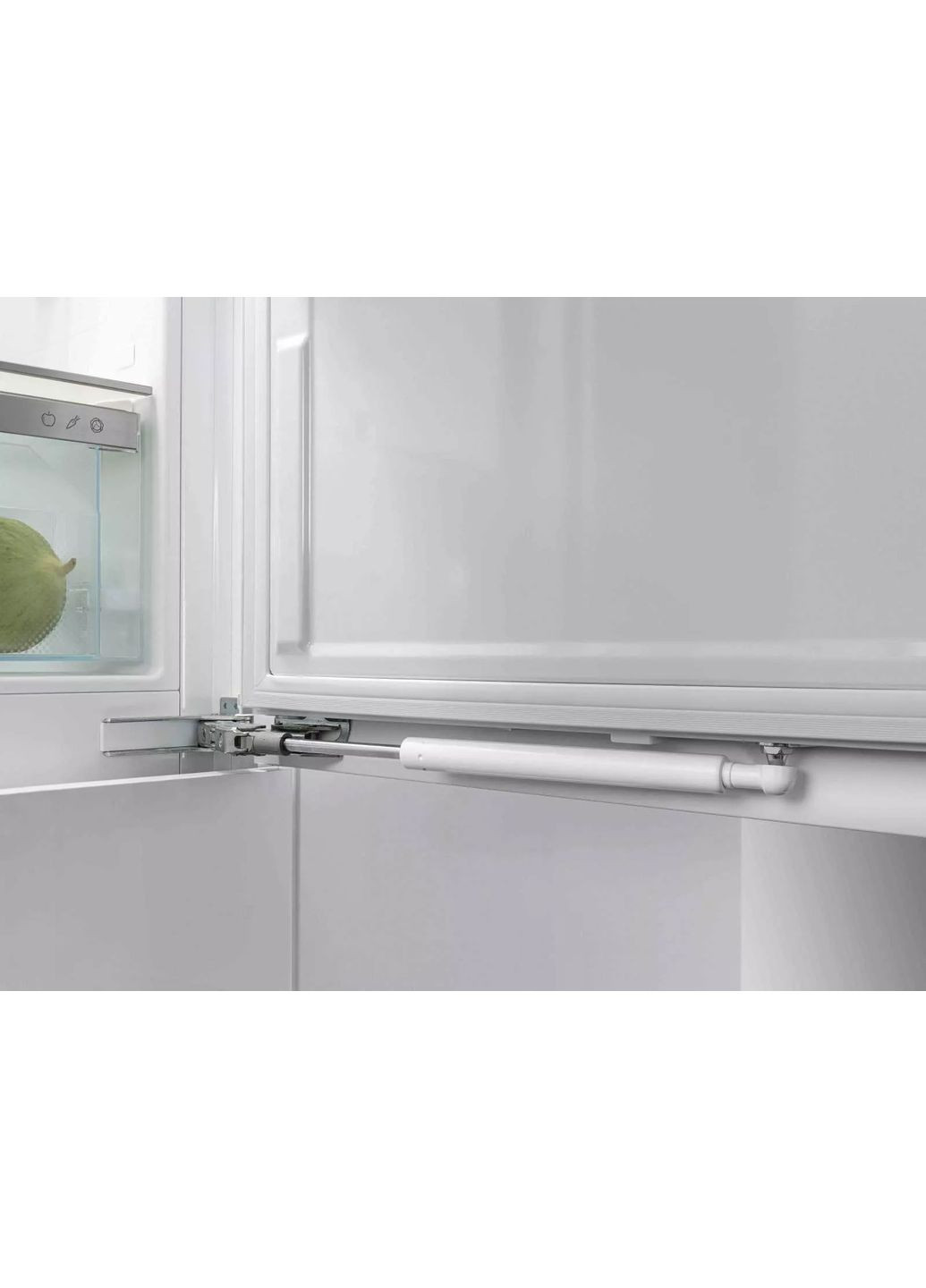 Холодильник встраиваемый с нижн. мороз. ICND5133 LIEBHERR