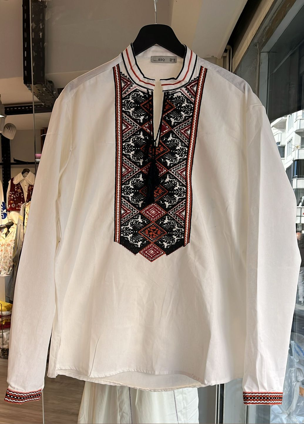 Белая мужская хлопковая вышиванка с красными и черными нитями белая. You Best (334101203)