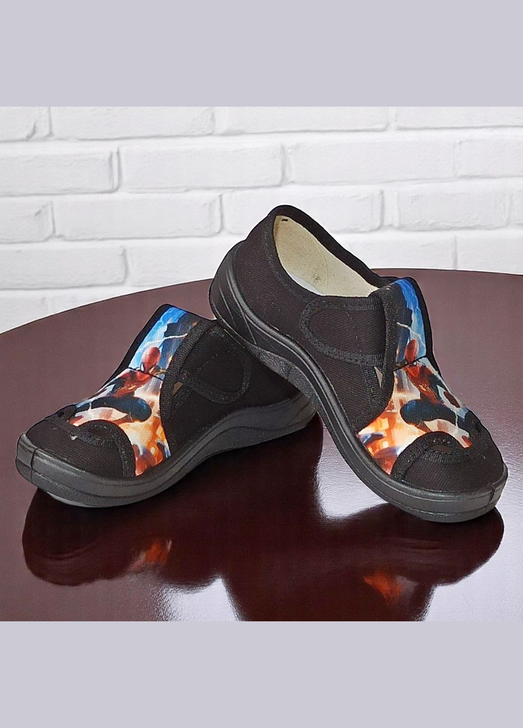 Черные ортопедические закрытые тапочки на липучке сменка в садик для мальчика валди Waldi