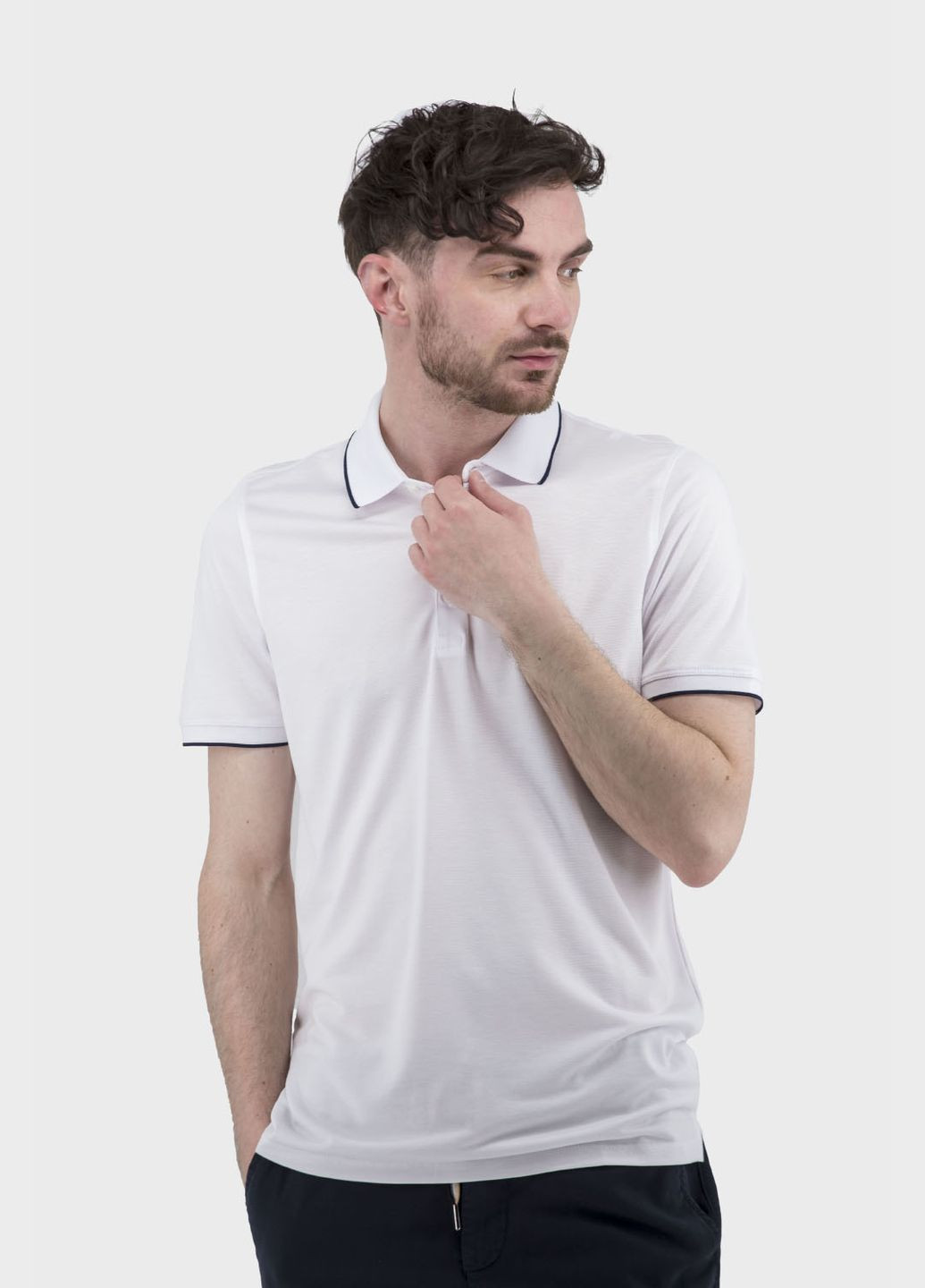 Белая мужское поло (, ), 47972 Buke