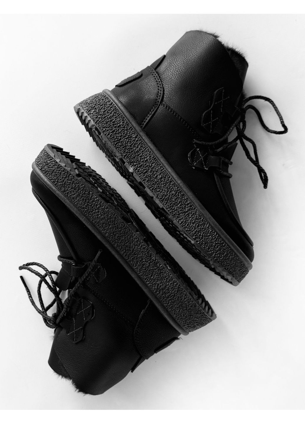 Жіночі черевики Bronks, чорні Dago (365756373)