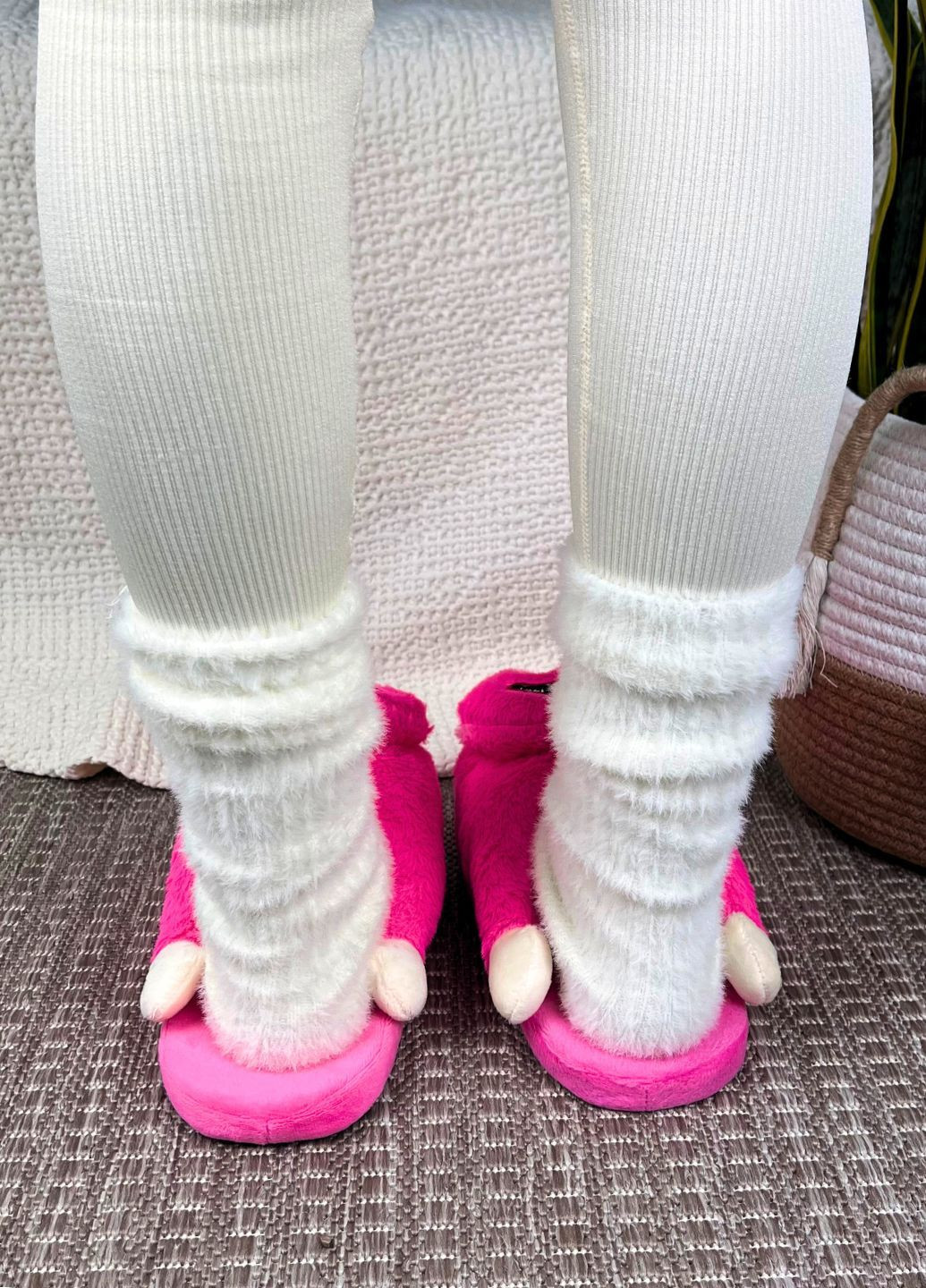 Розовые детские тапочки игрушки хагги вагги с нескользящей подошвой розовые My Kigu