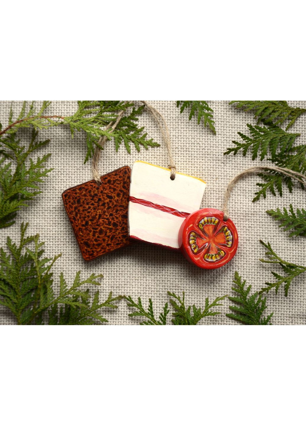 Набір Дерев'яних підвісок - сувенір "Хліб, Помідор і Сало" Lucy Kozyra (369407805)