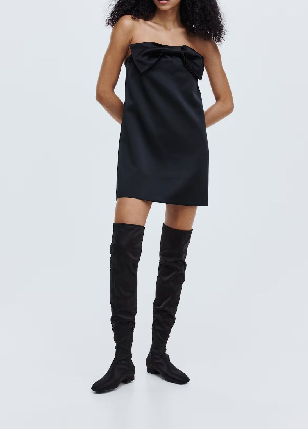 Черное праздничный платье H&M однотонное