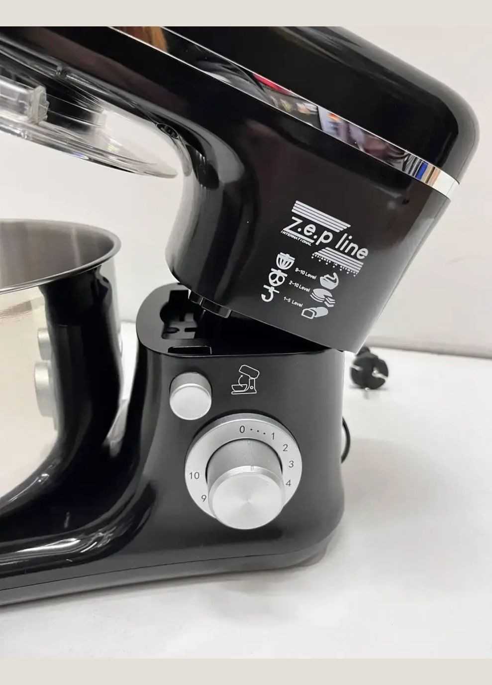 Планетарний міксер ZP-9832 5 л 3500 Вт Чорний Zepline (333193700)