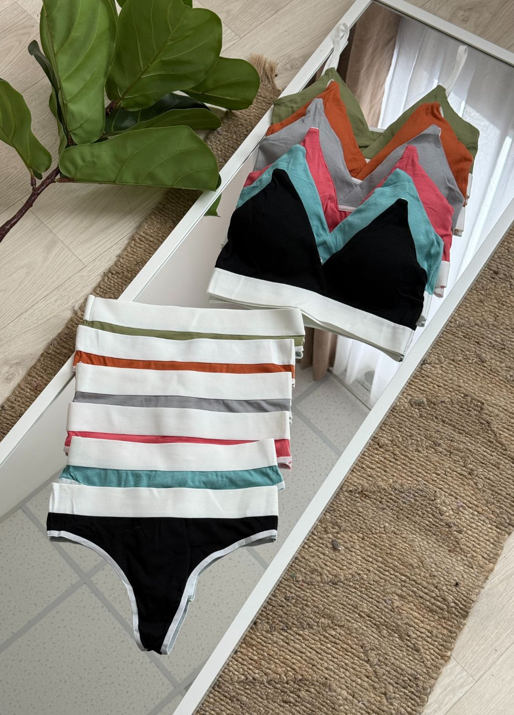 Оранжевый демисезонный хлопковый комплект со стрингами коллекции «созвездие» VIDCHUY