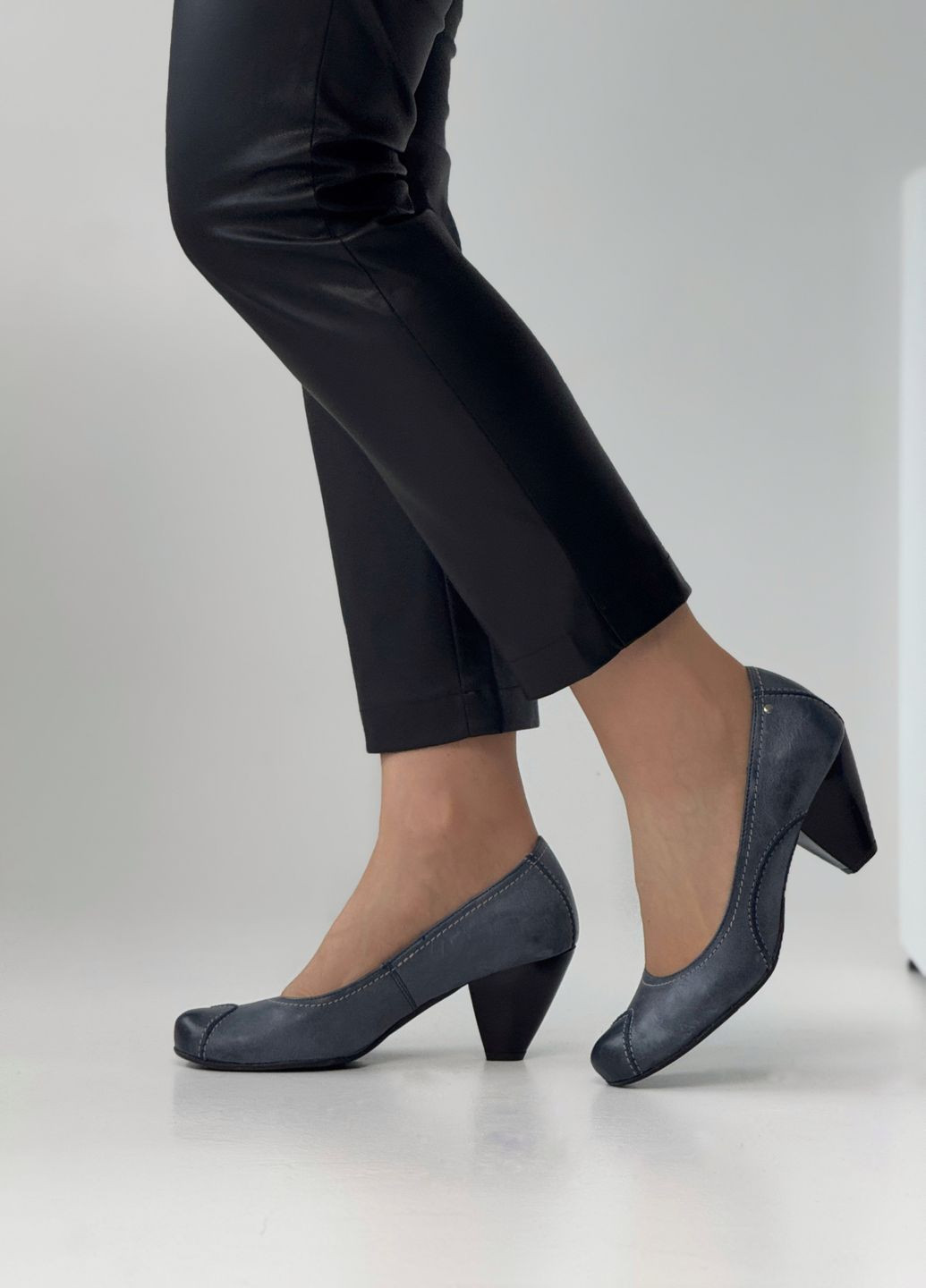 But-S Туфлі жіночі шкіряні темно-синій з натуральна шкіра, — (324018570)