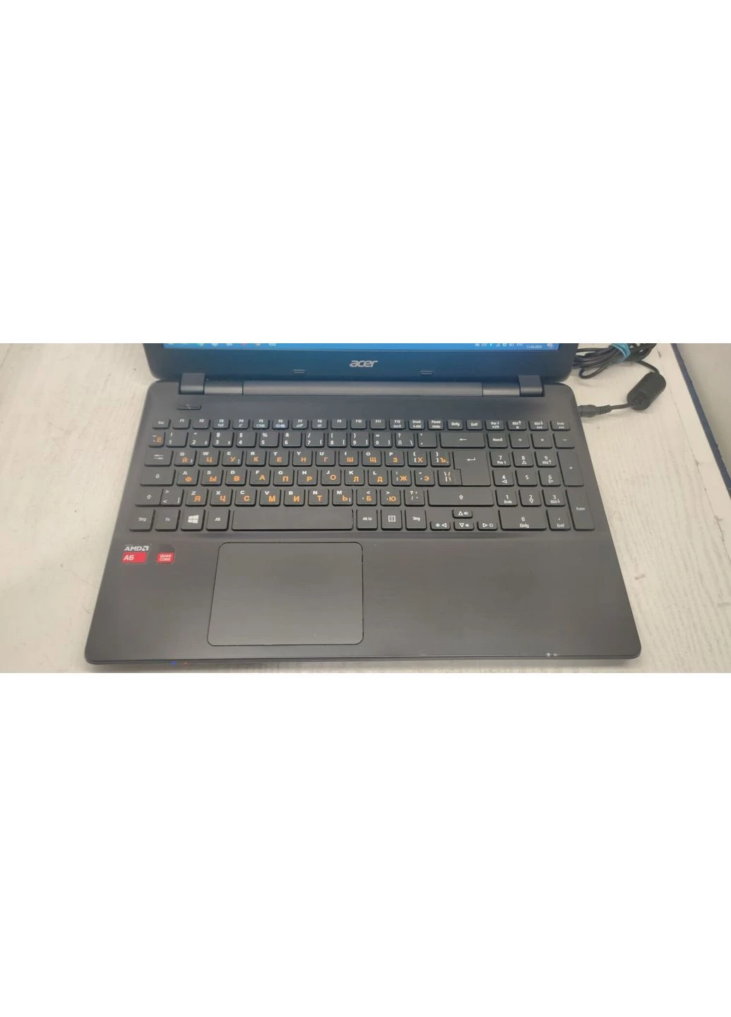 Ноутбук Б-класс Aspire E5-521 / 15.6" TN / AMD A6-6310 (4 ядра по 1.8-2.4 GHz) / 4GB DDR3 / 120GB SSD / Radeon R4 Graphics / Acer (398138269)